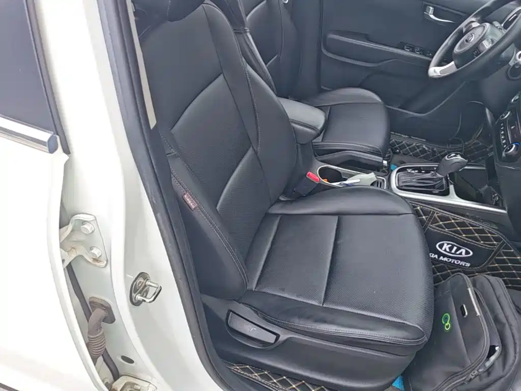 Kia KX3 2016 — фото 25