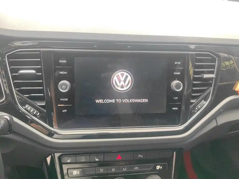 Volkswagen T-Roc 2020 — фото 13