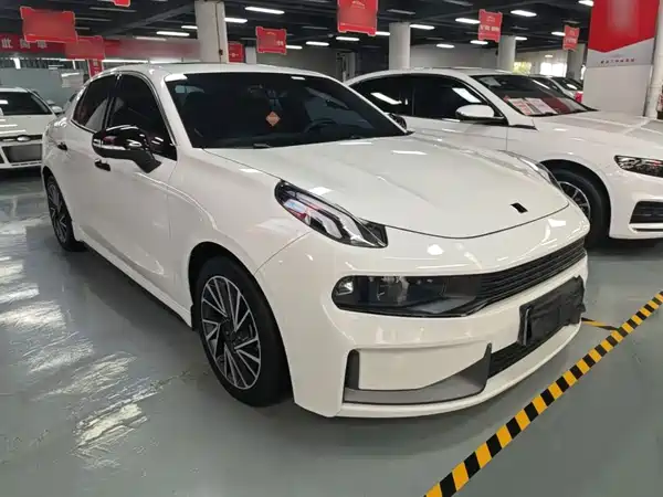 Lynk & Co 03 2021