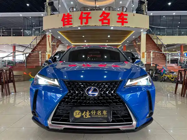 Lexus UX 2019