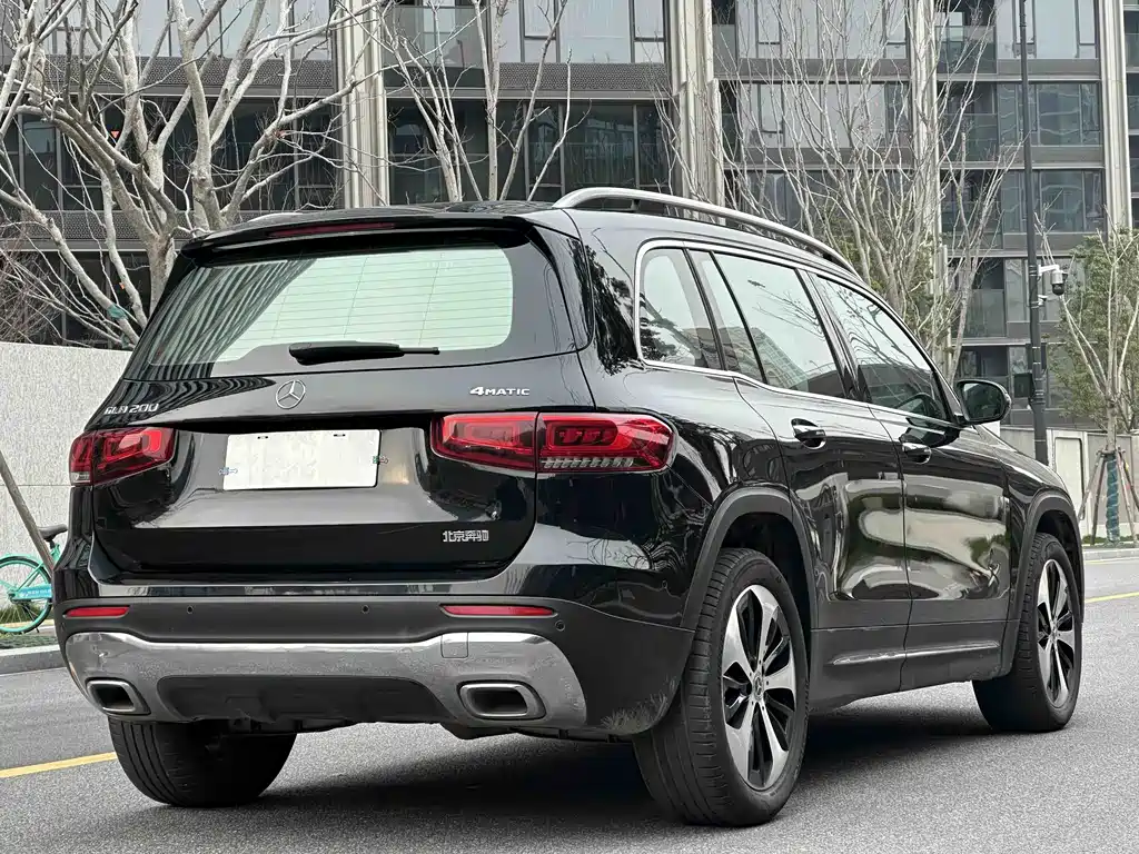 Mercedes-Benz GLB 2021 — фото 17
