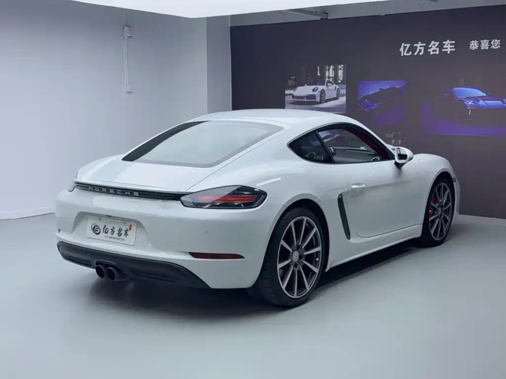 Porsche 718 2018 — фото 13