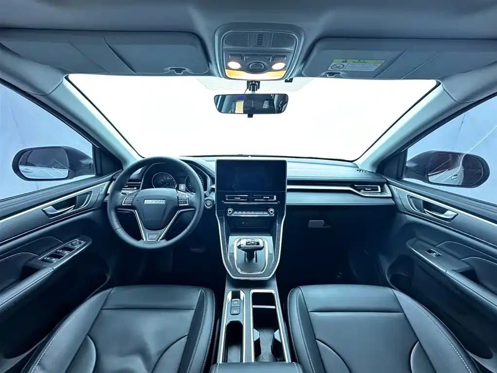 Haval M6 2022 — фото 14