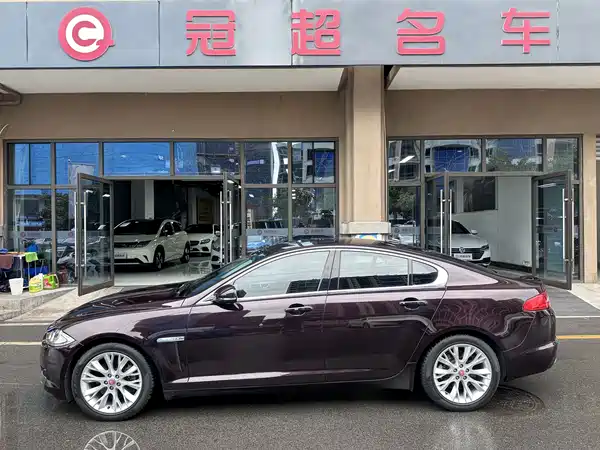 Jaguar XF 2014
