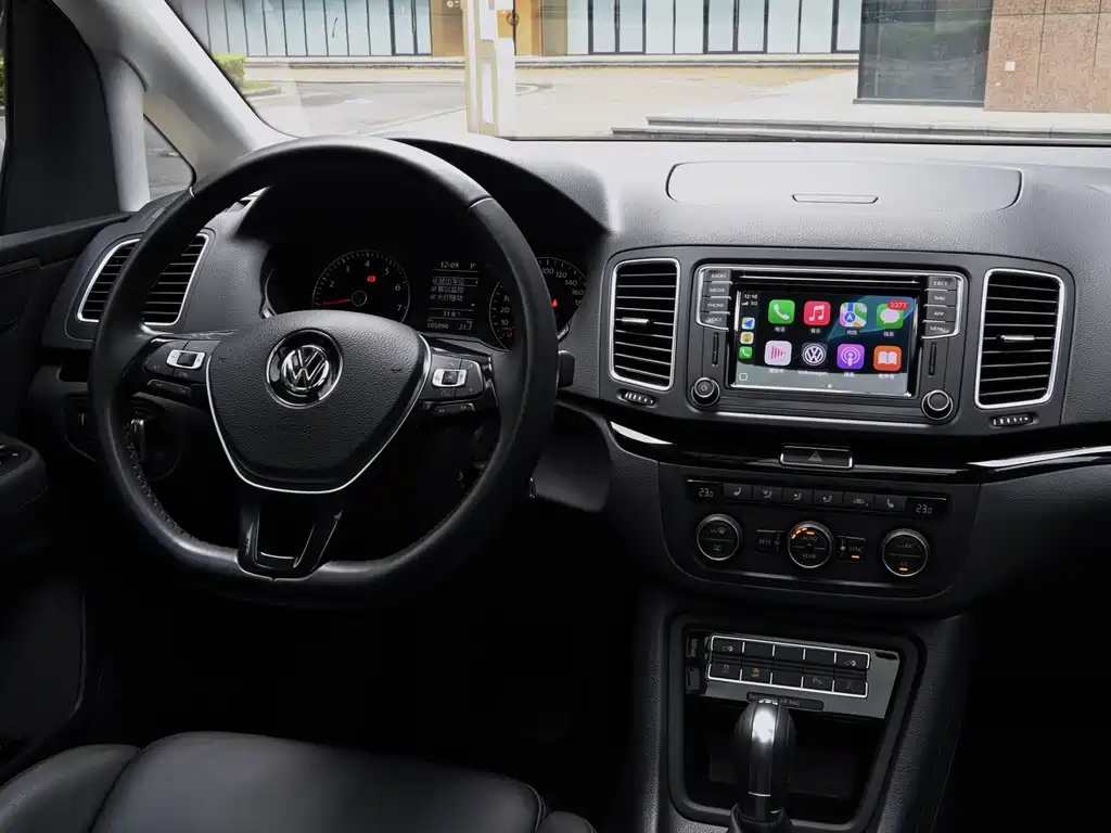 Volkswagen Sharan 2018 — фото 30