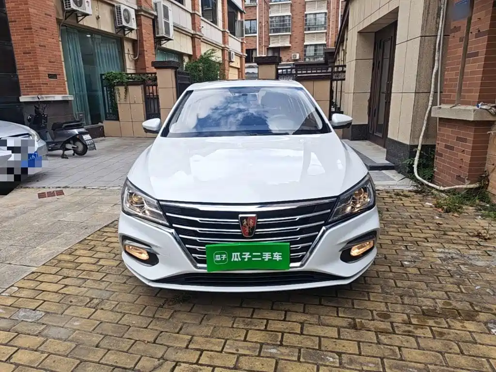 Roewe i5 2018 — фото 3