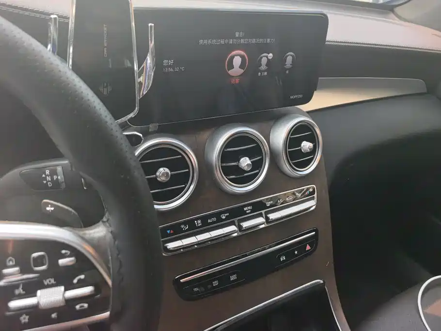 Mercedes-Benz GLC 2020 — фото 13