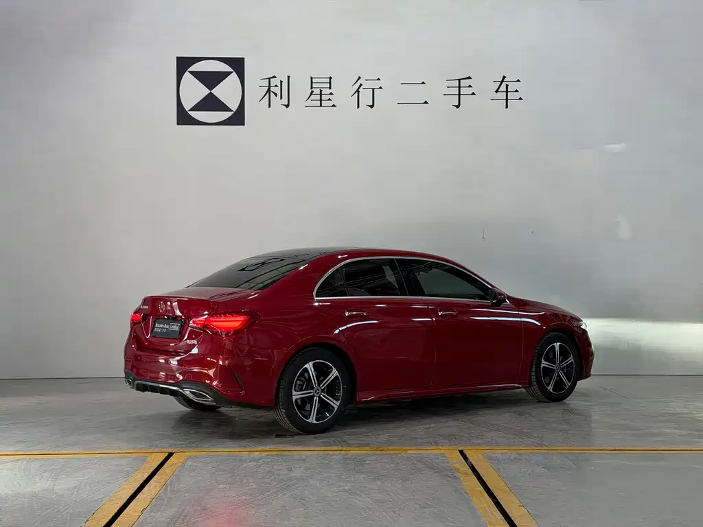Mercedes-Benz A-Class 2024 — фото 18