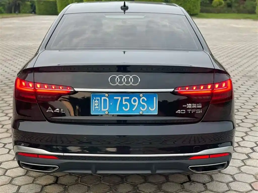 Audi A4L 2022 — фото 9