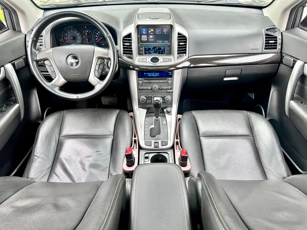 Chevrolet Captiva 2015 — фото 34
