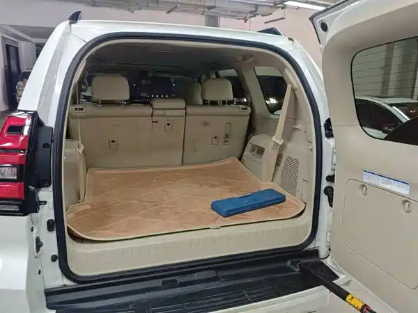 Toyota Prado 2016