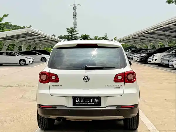 Volkswagen Tiguan 2012