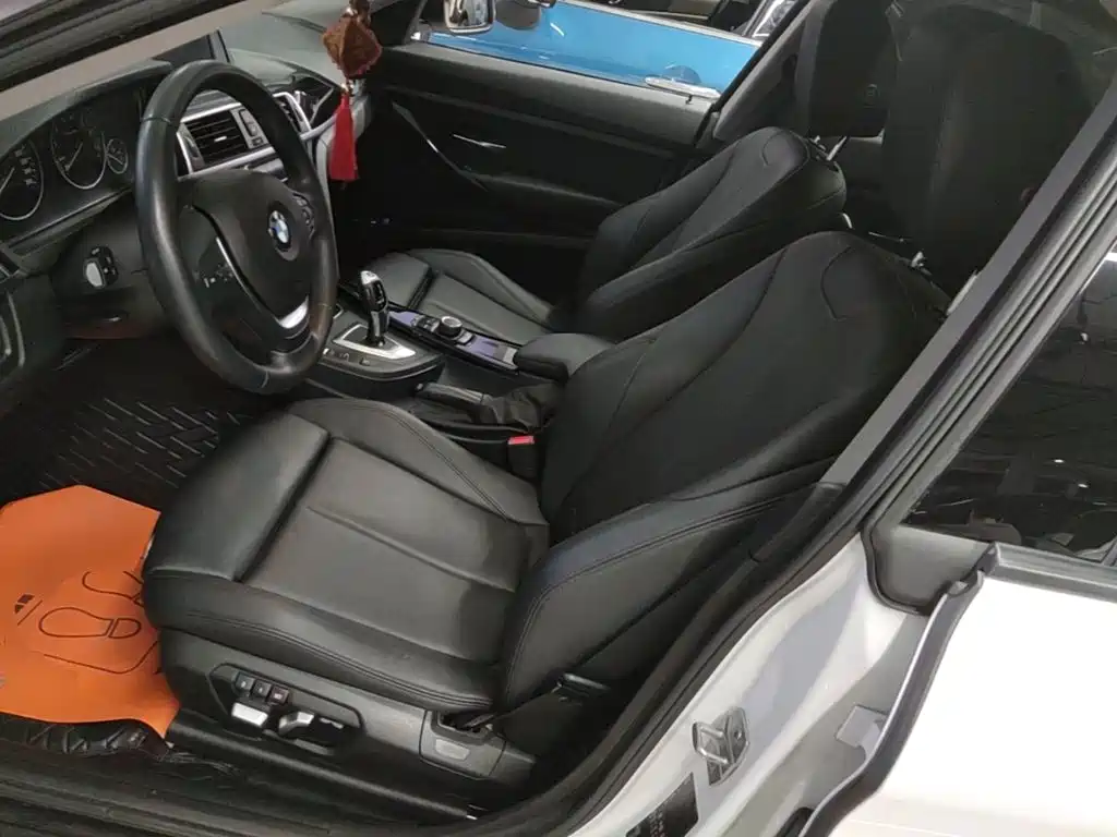 BMW 3 Series GT 2018 — фото 15
