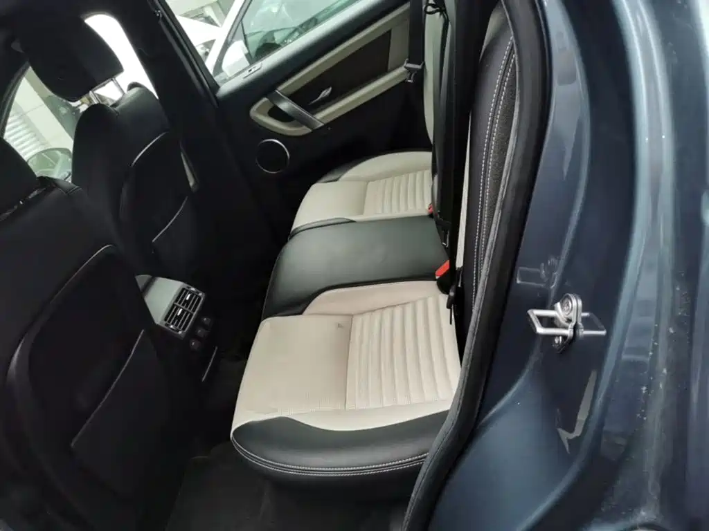Land Rover Discovery Sport 2022 — фото 24