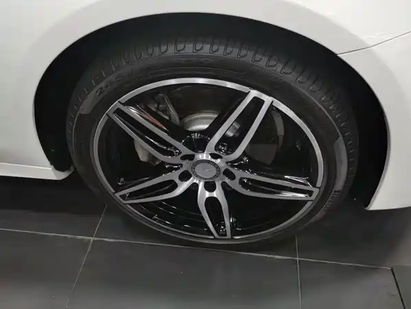 Mercedes-Benz E-Class 2017