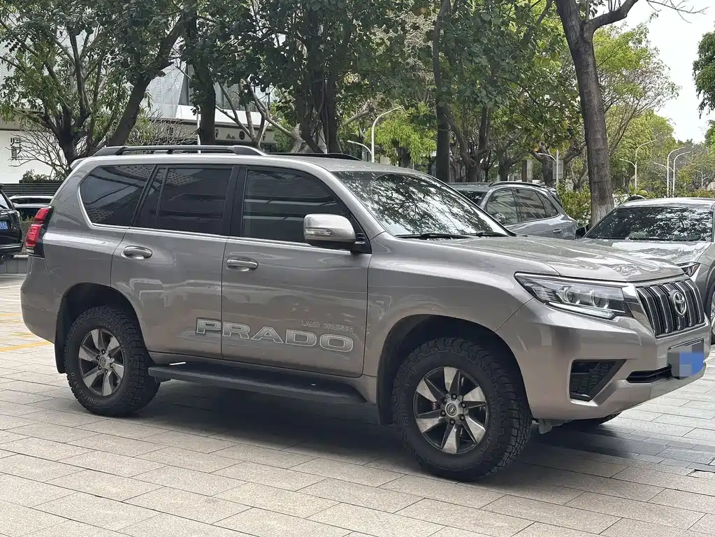 Toyota Prado 2019 — фото 3
