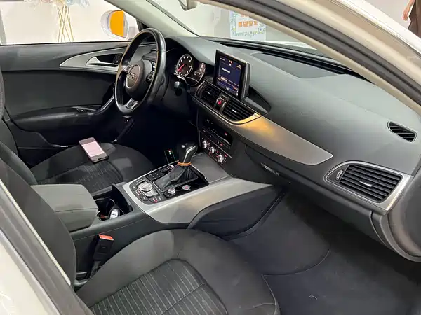 Audi A6L 2016
