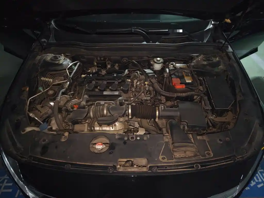 Honda Accord 2018 — фото 11