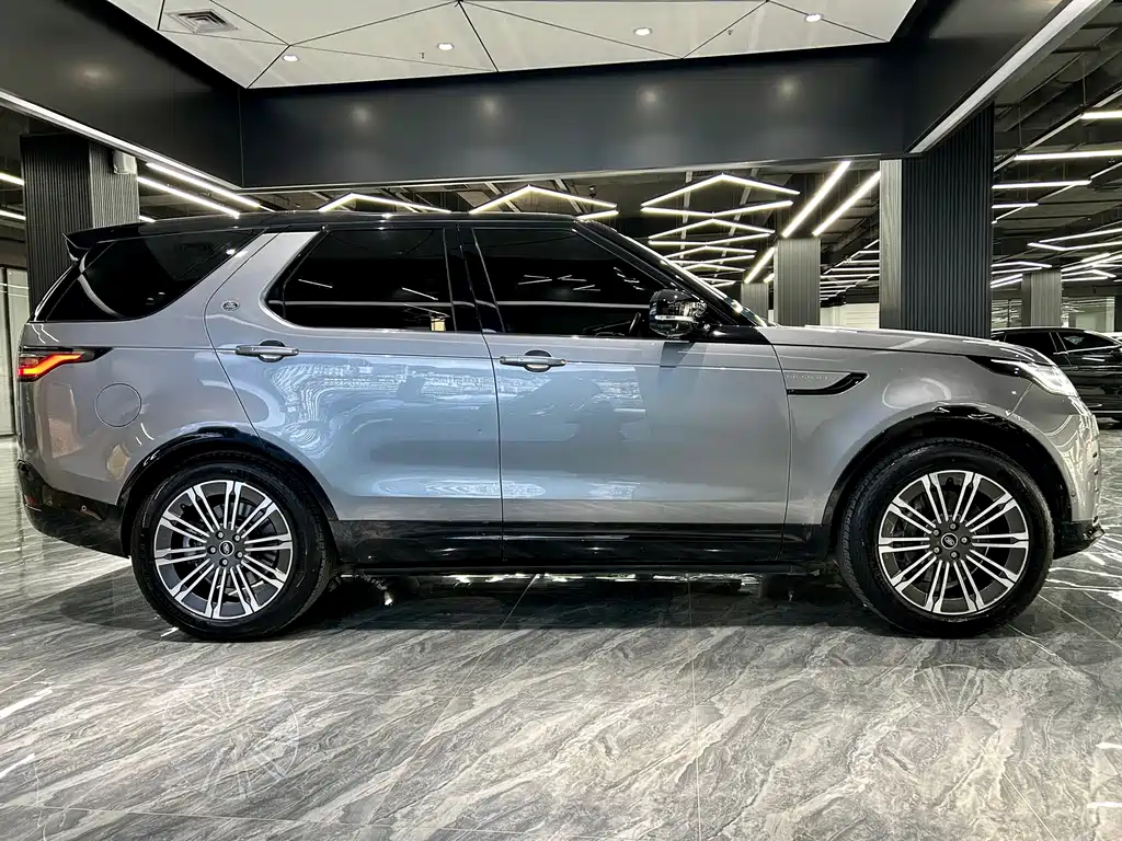 Land Rover Discovery 2021 — фото 4