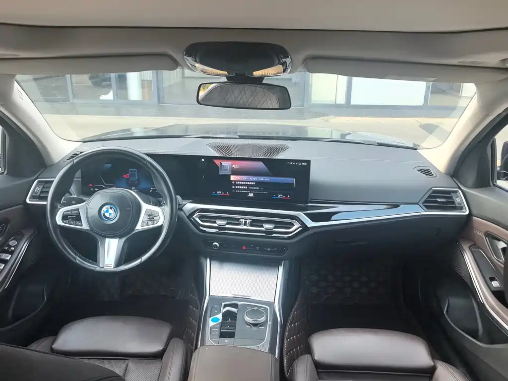 BMW i3 2022 — фото 14