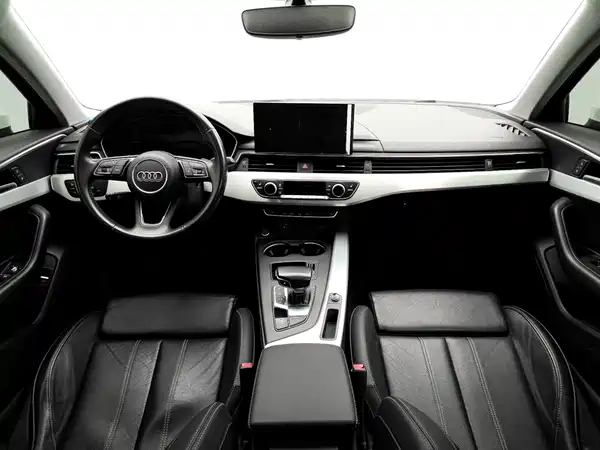 Audi A4L 2021
