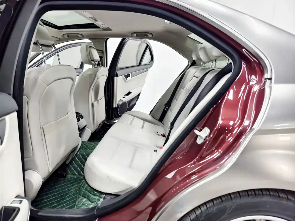 Mercedes-Benz C-Class 2013 — фото 13