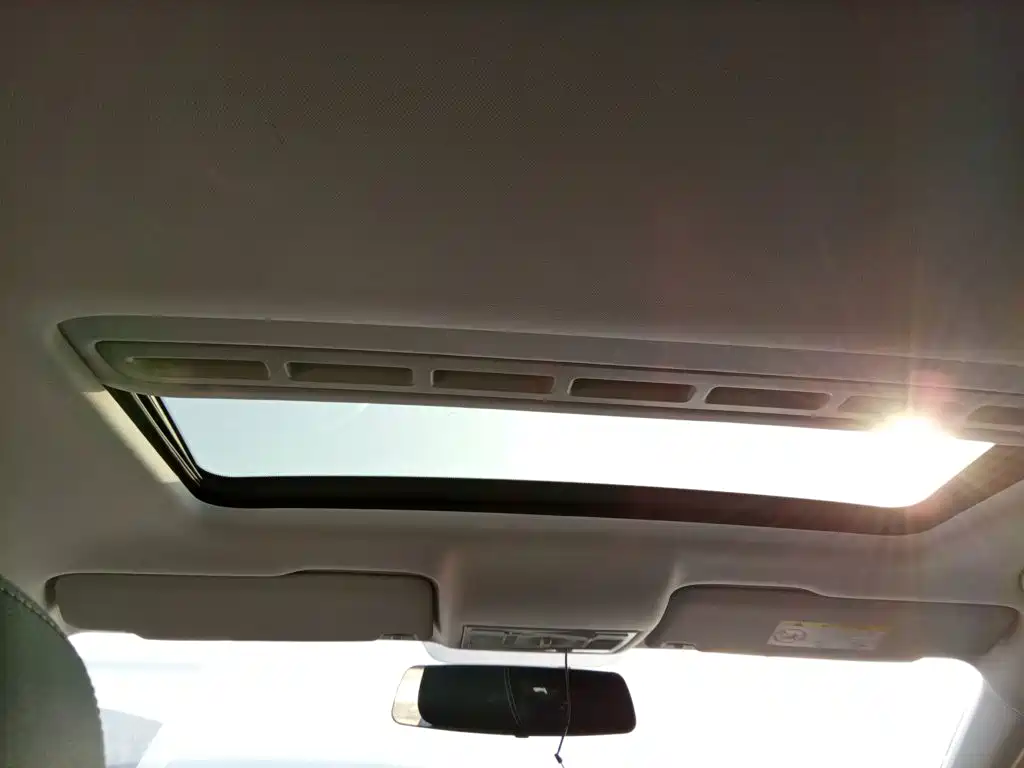 Skoda Rapid 2018 — фото 15