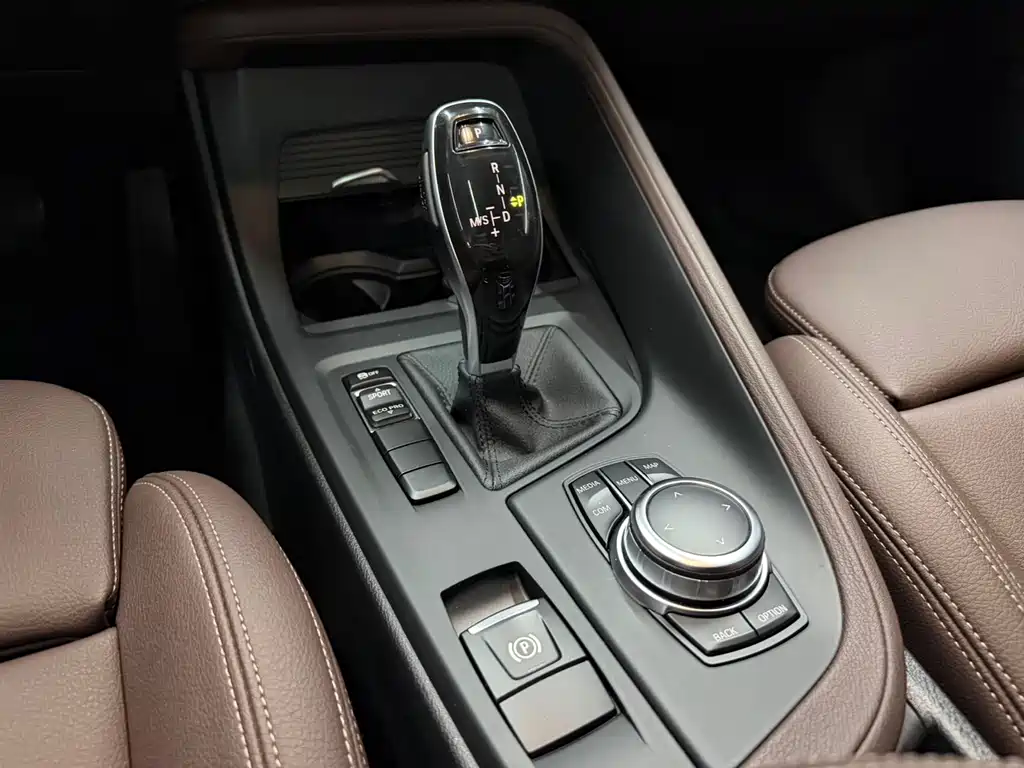 BMW X1 2022 — фото 17