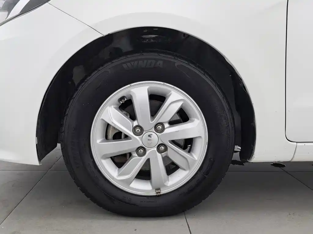 Kia K2 2015 — фото 17