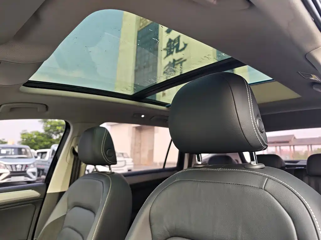 Volkswagen Tiguan L 2020