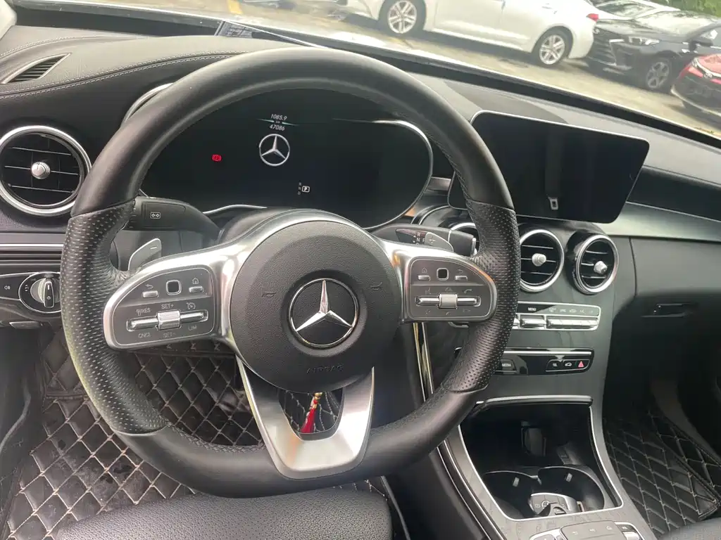 Mercedes-Benz C-Class 2020 — фото 13