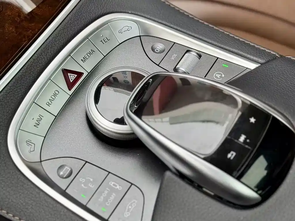 Mercedes-Benz S-Class 2017 — фото 16