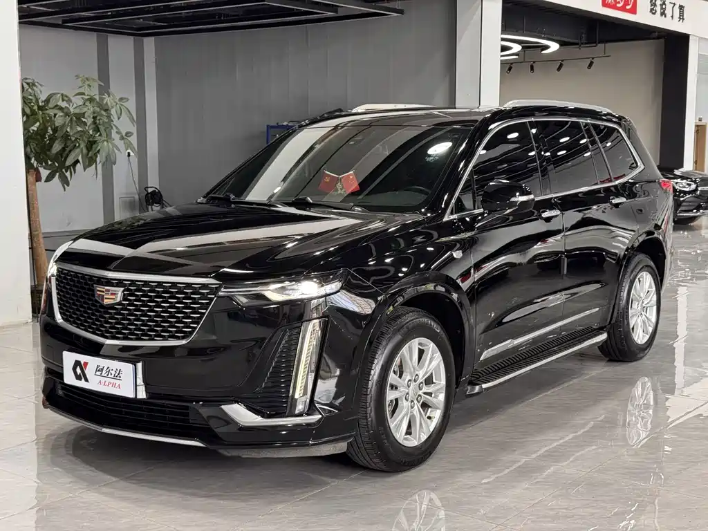 Cadillac XT6 2021 — фото 1