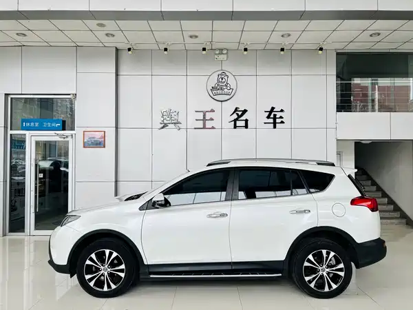 Toyota RAV4 2016