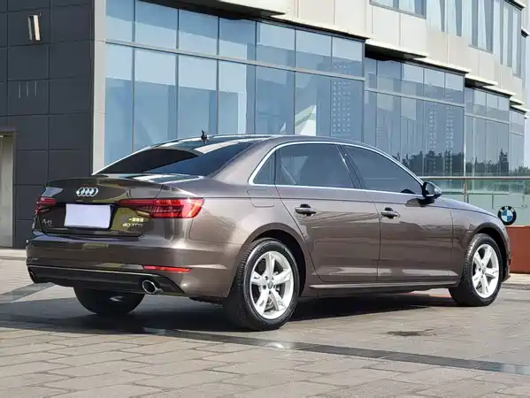Audi A4L 2017