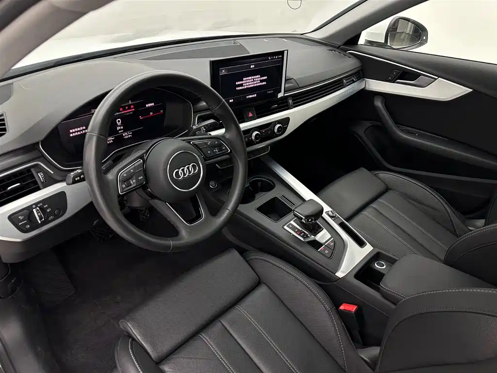 Audi A4L 2023 — фото 16