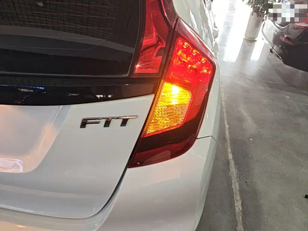 Honda Fit 2020 — фото 8