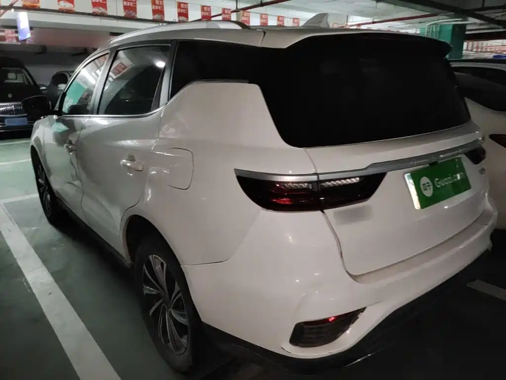 Geely Vision X6 2021
