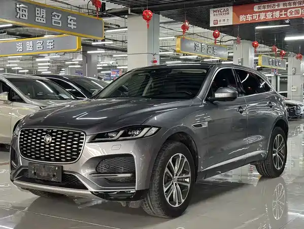 Jaguar F-PACE 2021