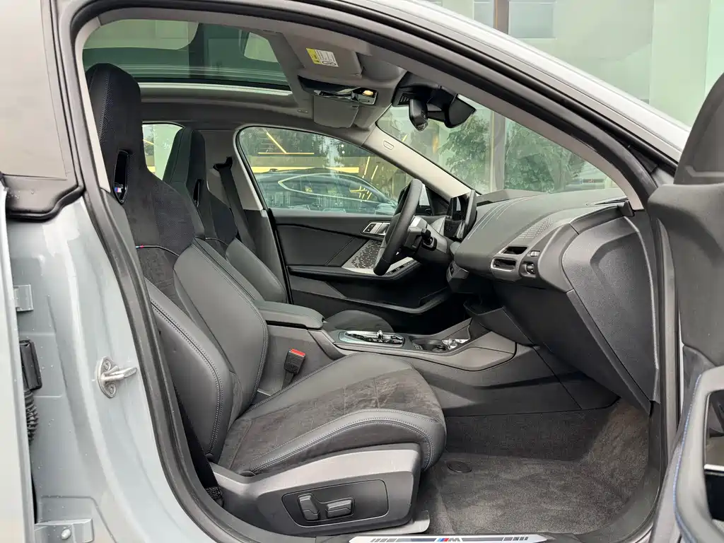 BMW 2 Series — фото 19