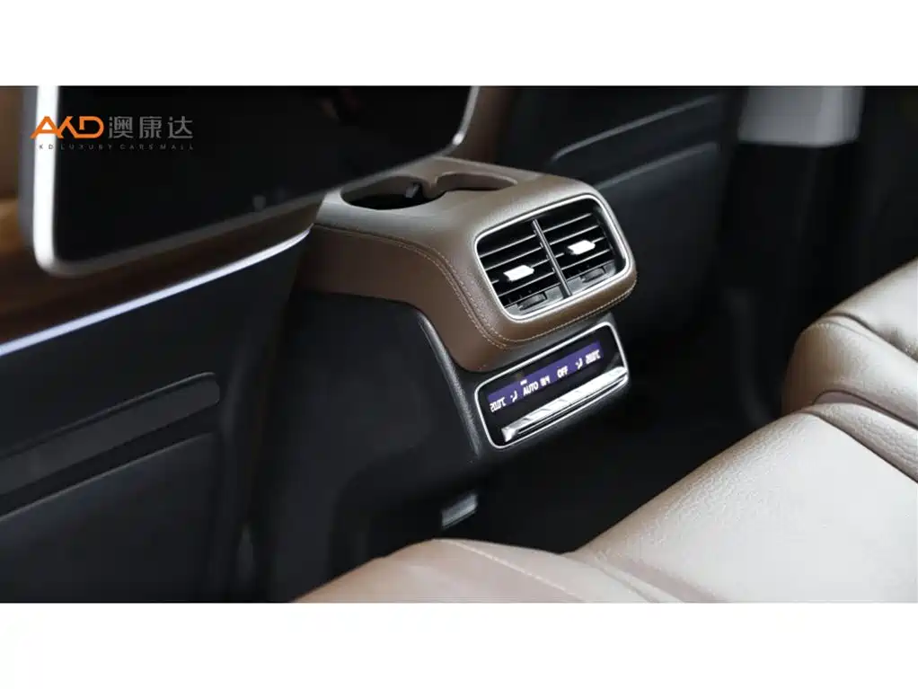 Mercedes-Benz GLS 2024 — фото 10