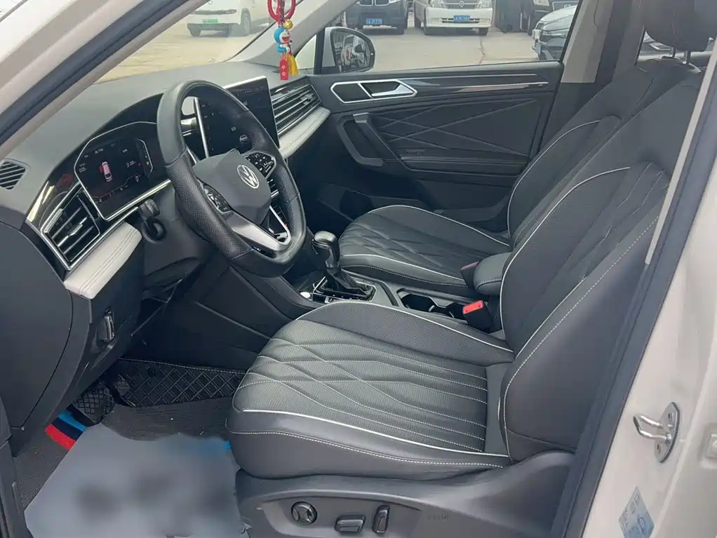 Volkswagen Tiguan L 2022 — фото 14