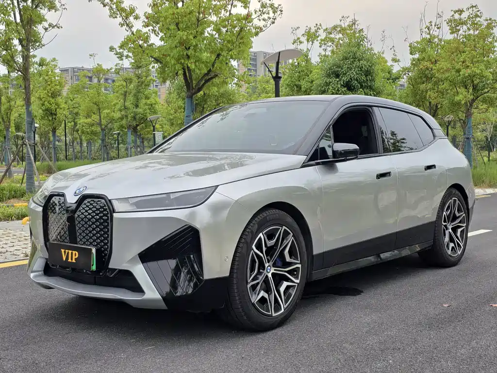 BMW iX 2022