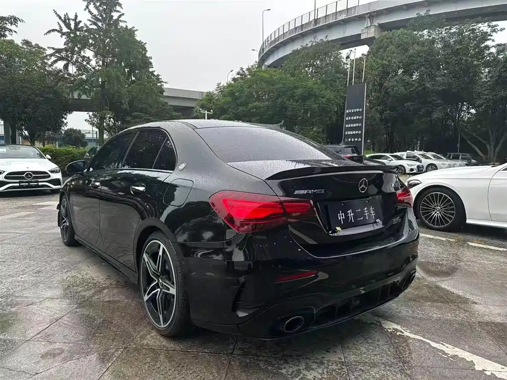 Mercedes-Benz A-Class AMG 2025 — фото 8