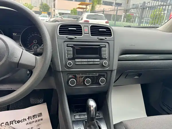 Volkswagen Golf 2011