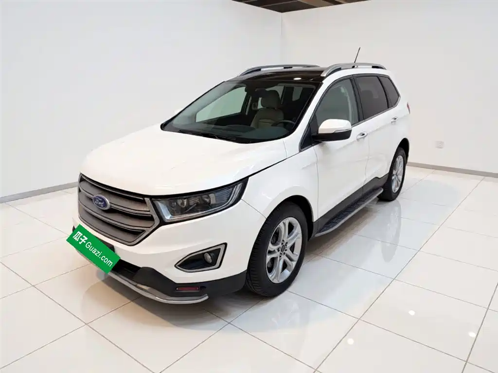 Ford Edge 2019 — фото 1