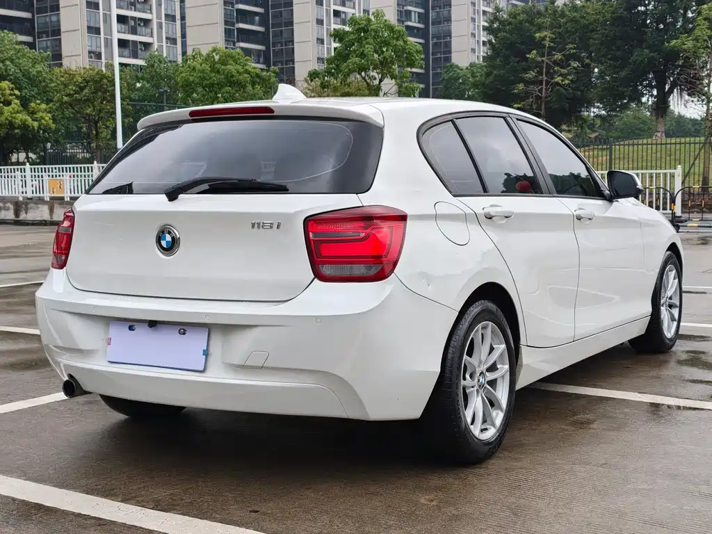 BMW 1 Series 2014 — фото 9