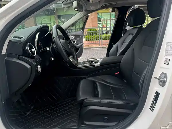 Mercedes-Benz C-Class 2018