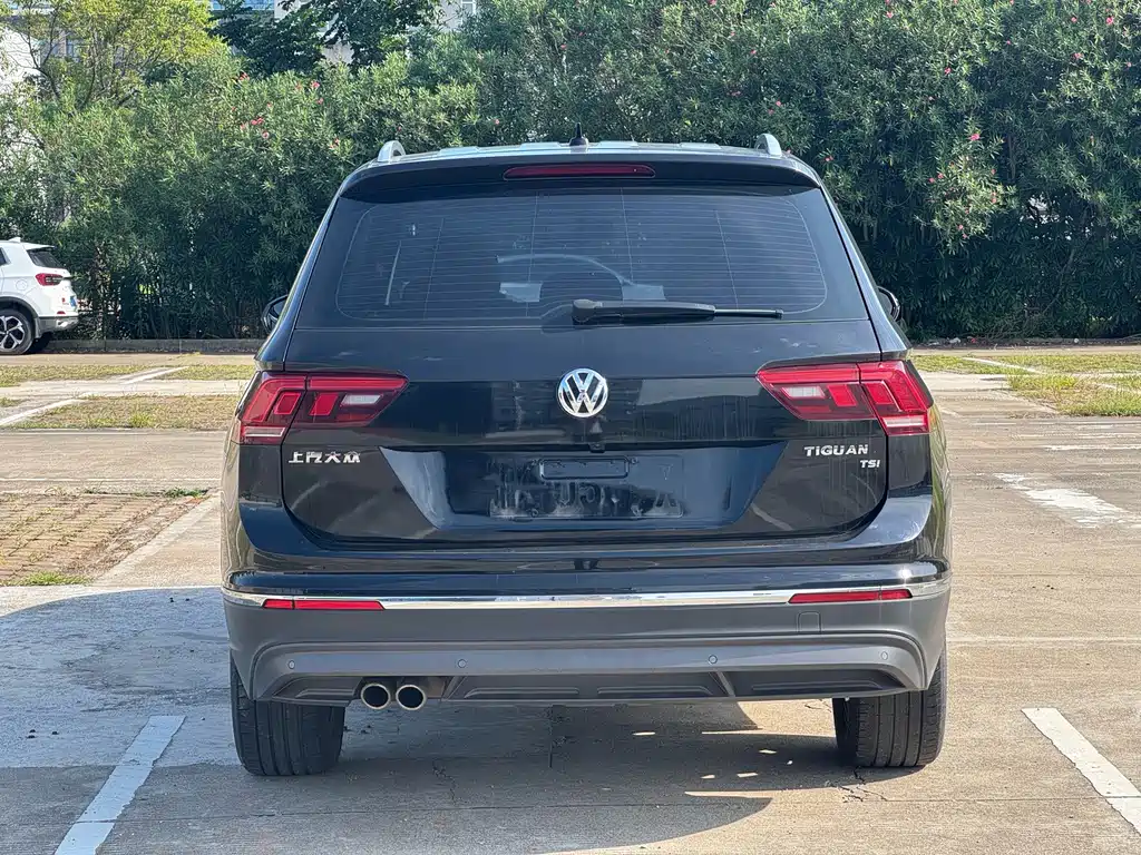 Volkswagen Tiguan L 2020 — фото 10