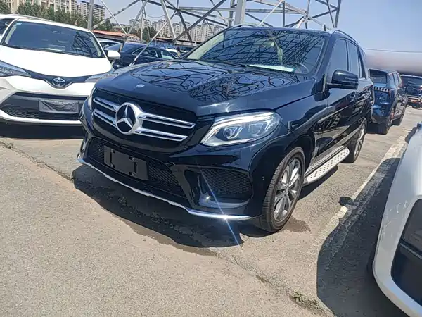 Mercedes-Benz GLE 2015